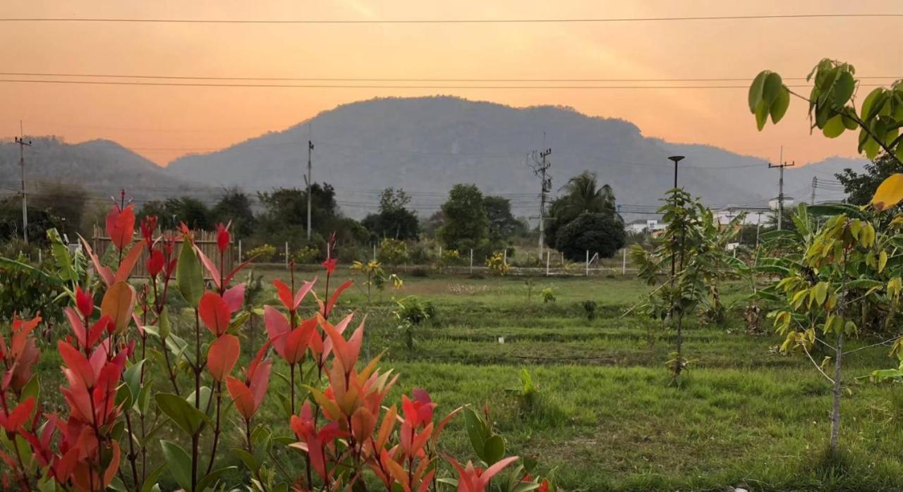 คูณ-เนื่อง ฟาร์ม สเตย์ หัวหิน Koon & Nueang Farm Stay Hua Hin Ban Bo Fai Exterior photo